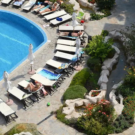 Garden Of Eden Complex Hotel